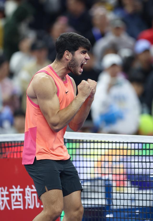 法国网球队绝杀欧洲网球队，阿尔卡拉斯送出助攻的简单介绍