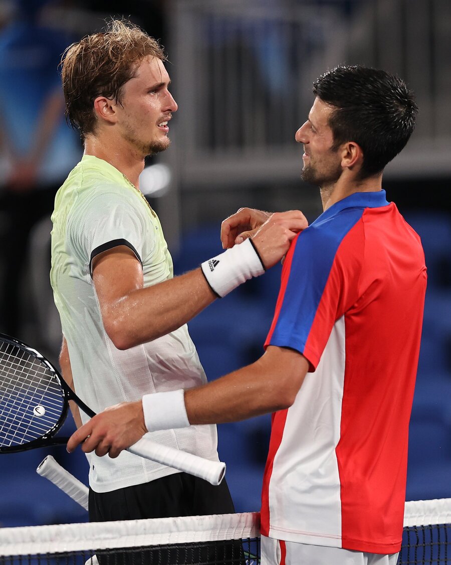 美国网球队力克英国网球队，兹维列夫制霸全场