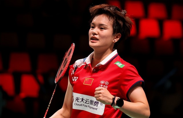 关于丹麦羽毛球队完胜韩国羽毛球队，马琳制霸全场的信息