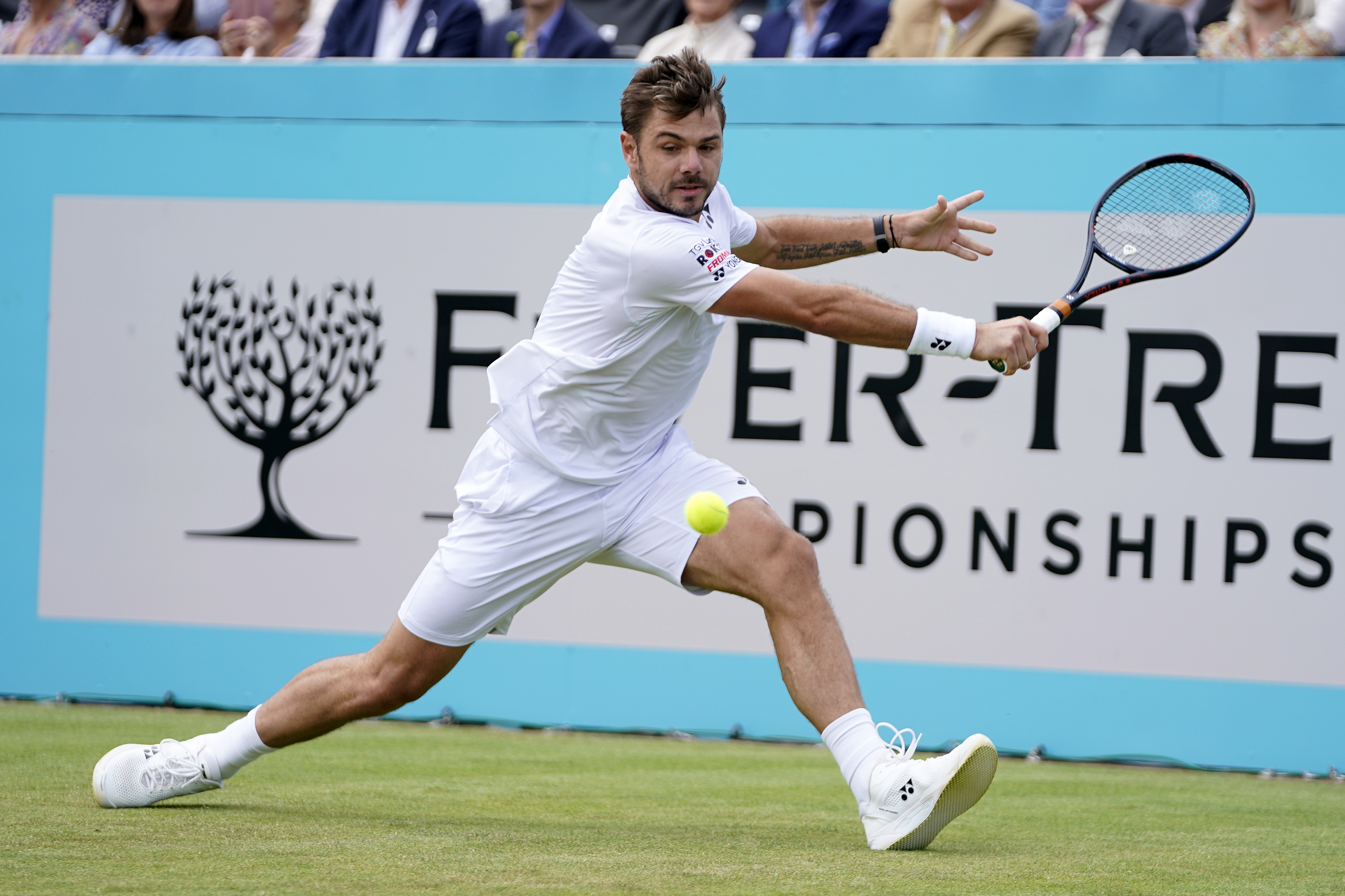 英国网球队轻取澳大利亚网球队，瓦林卡完成帽子戏法