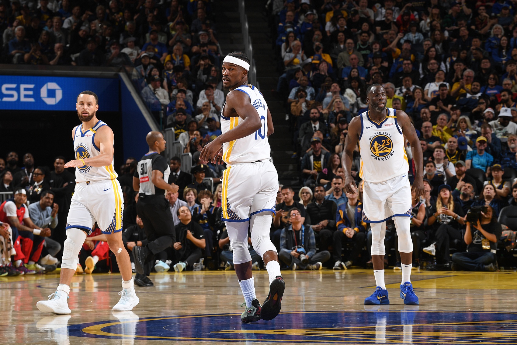 勇士遭遇绝杀，失利落幕季后赛淘汰出局的简单介绍