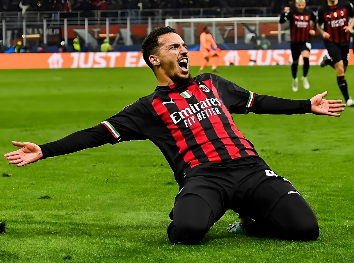 包含AC米兰冲击小组第一，逼平阿贾克斯的词条