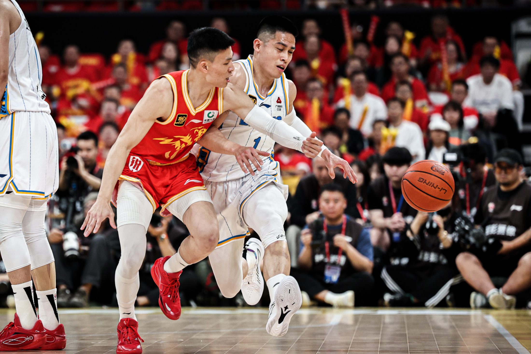 队员磨合效果凸显，球队整体表现稳健的简单介绍