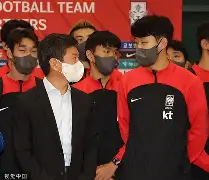 首尔球队精彩发挥，球迷热情支持度倍增的简单介绍