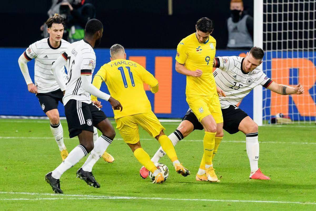 包含德国队在主场3-1击败乌克兰队的词条