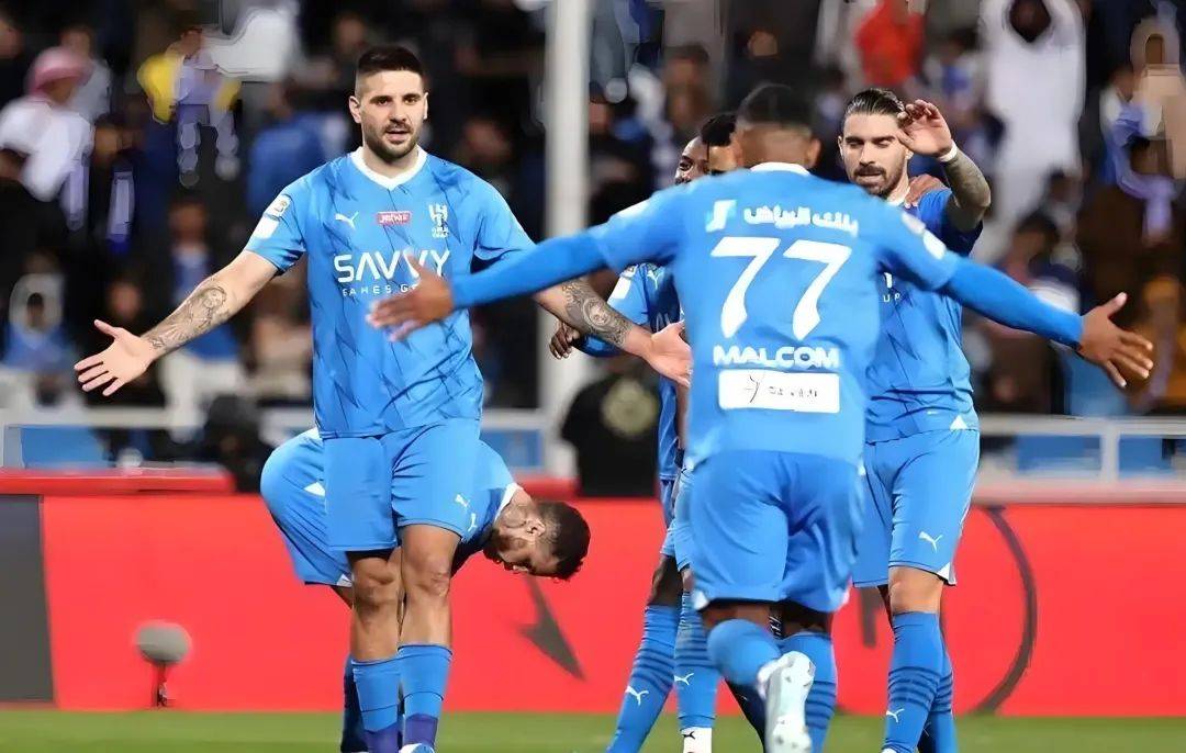 包含欧洲足球赛事中闪耀的新星球员的词条 包含欧洲足球赛事中闪耀的新星球员的词条