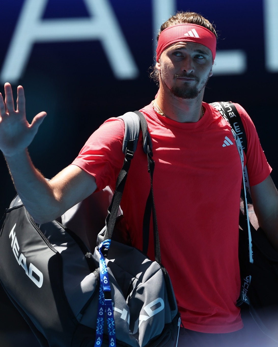 爱游戏-拉沃尔杯翻盘法网，兹维列夫统治全场的简单介绍