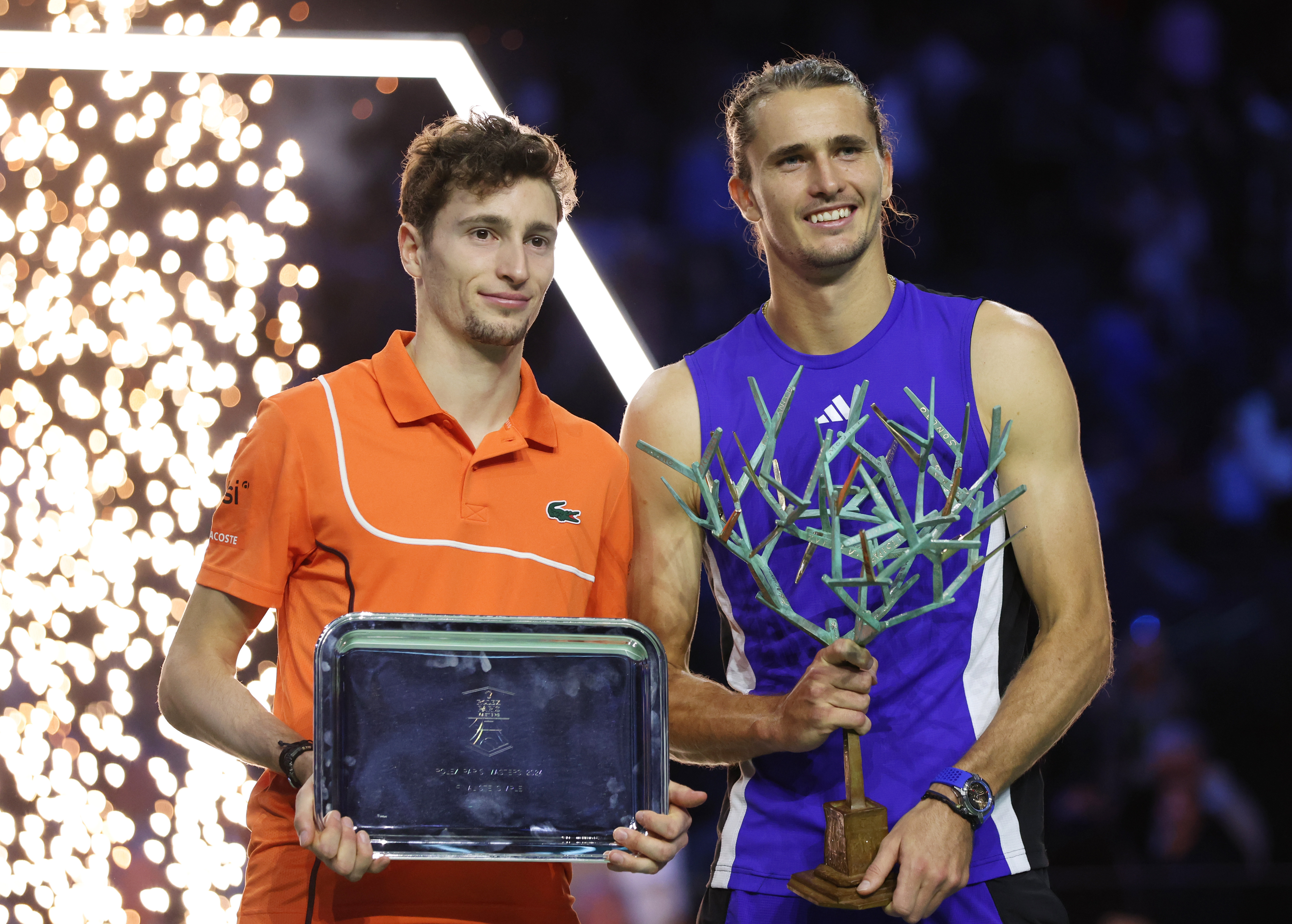 拉沃尔杯翻盘法网，兹维列夫统治全场的简单介绍