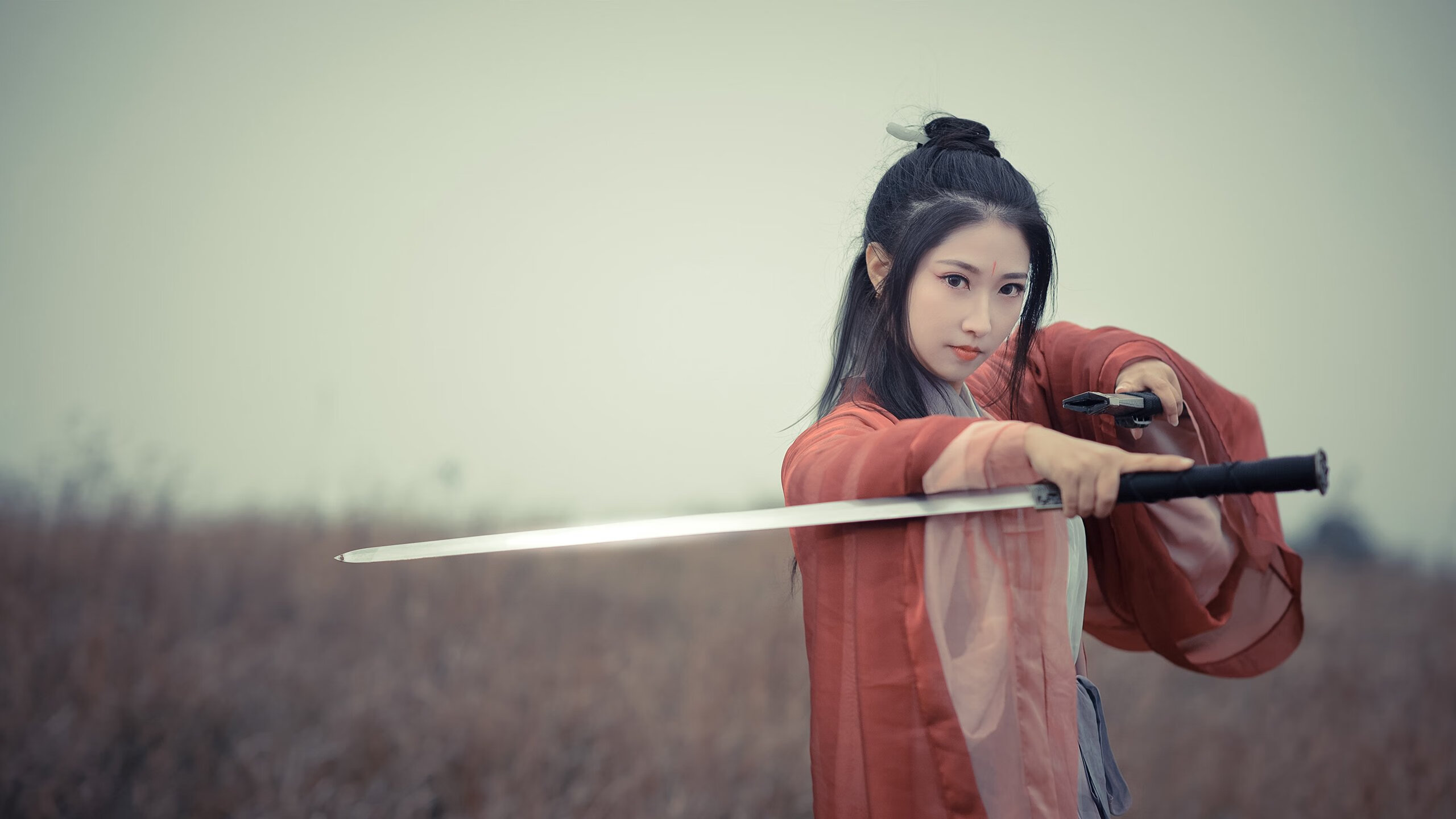 老鹰力克广东队，戈贝尔在奥运周期关键战接管比赛