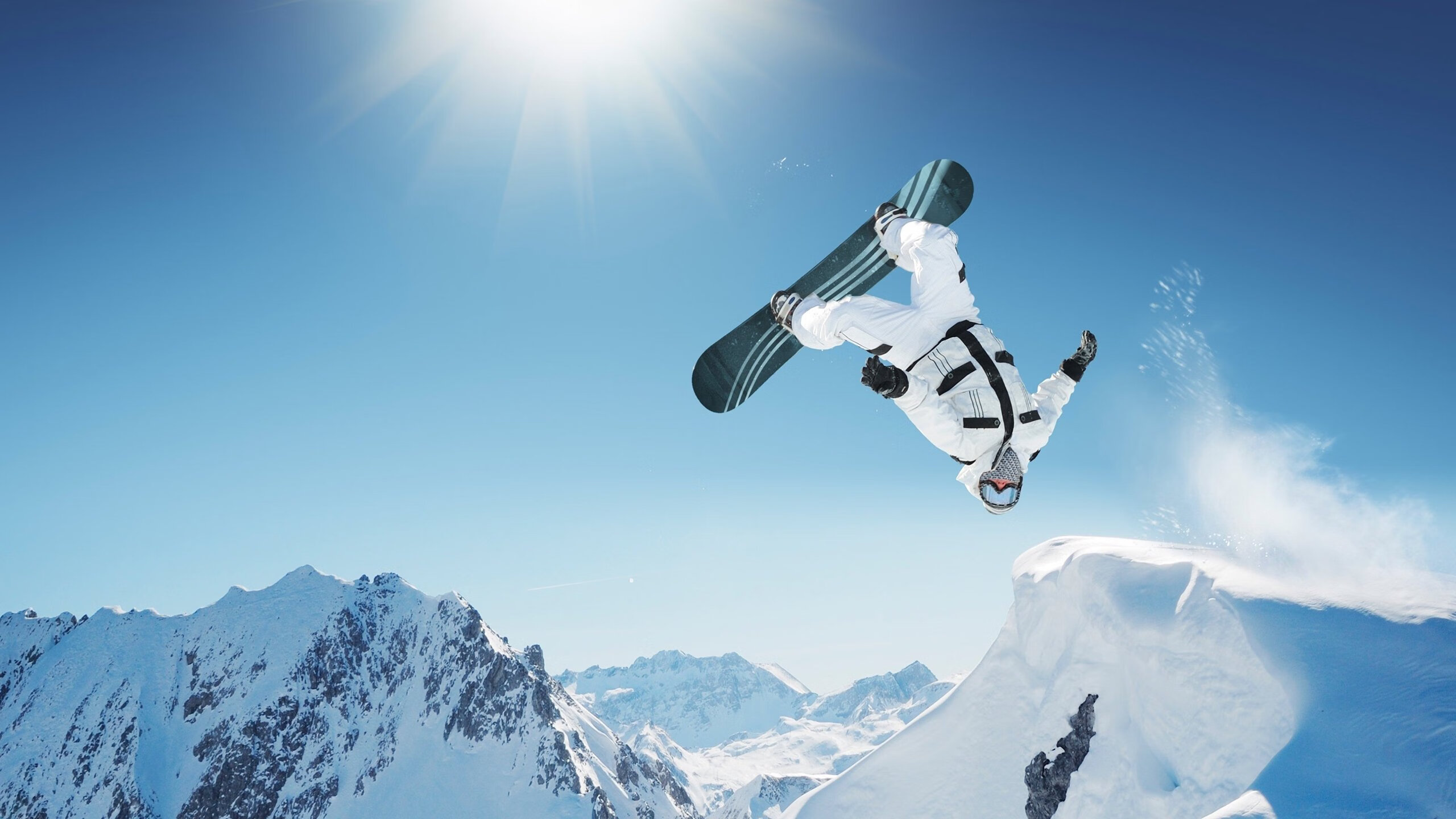 东决关键战之夜，克莱关键回合不手软，冰封时刻的火焰射手